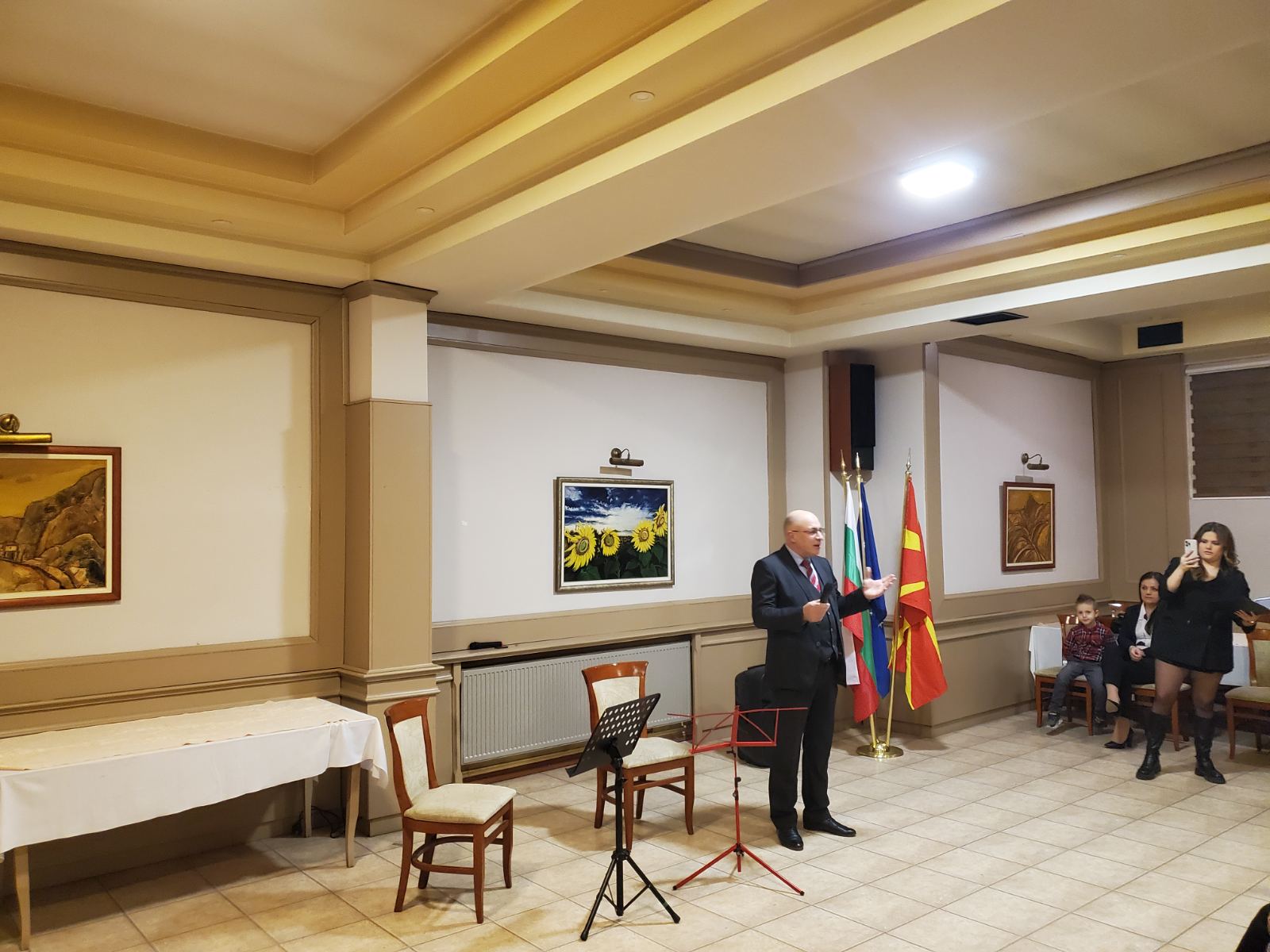 Коледно-Новогодишно тържество събра българската общност  и приятели на България в Битоля